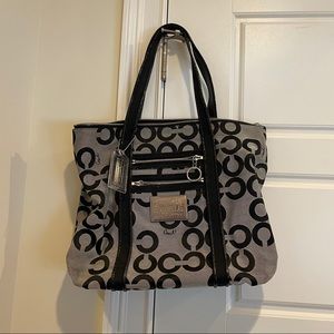 Coach Poppy Op Art Used Once